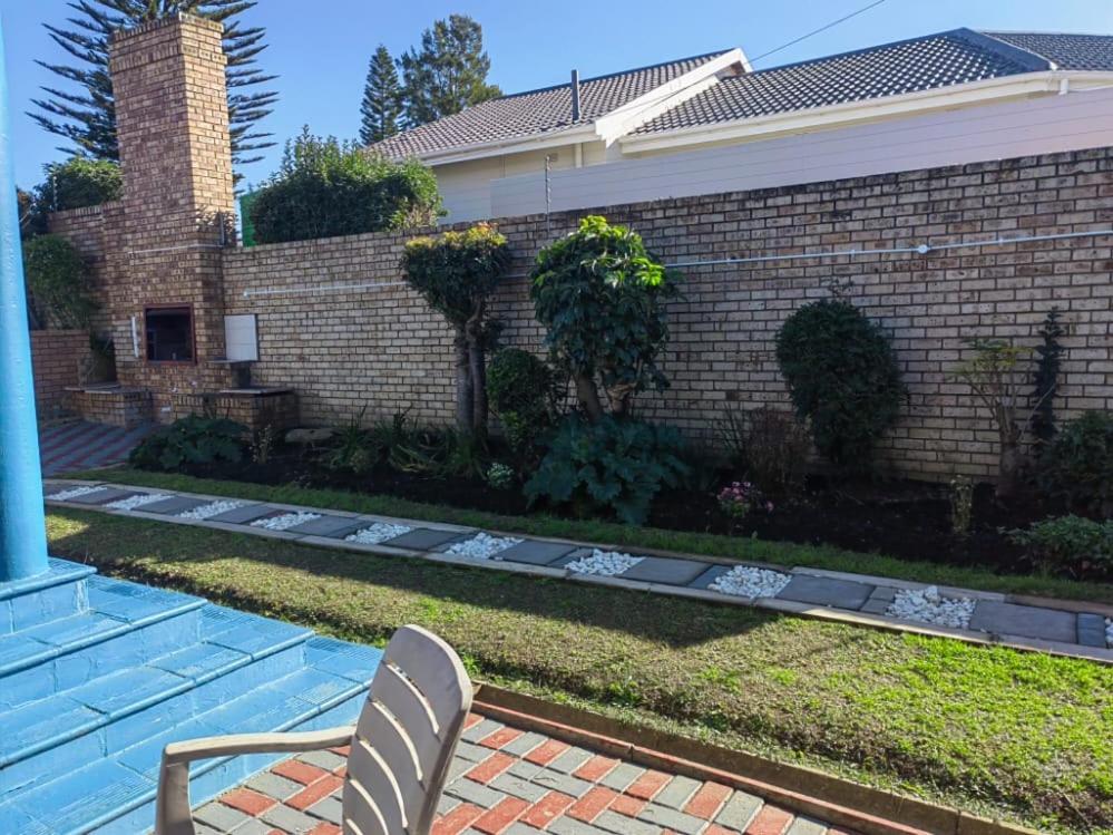 Obaa Sima Guest House Мтхатха Екстериор снимка